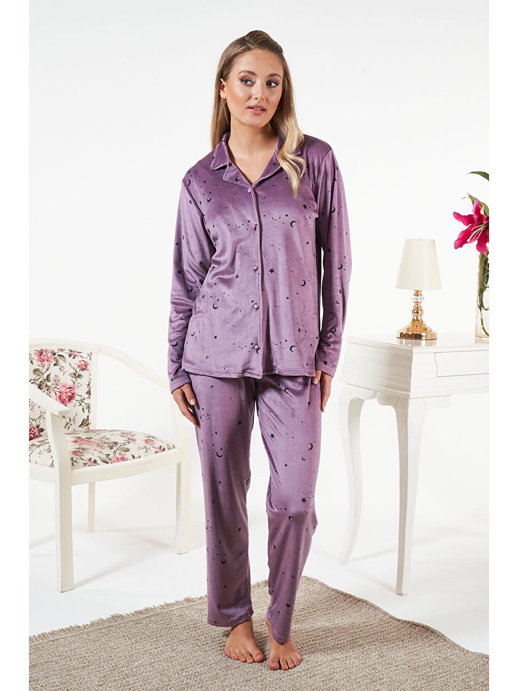 Kadın Önü Düğmeli Kadife Pijama Takımı 25362 Lila-1