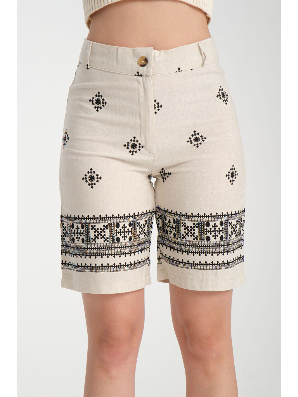 Siyah Kadın Keten Şort 8228