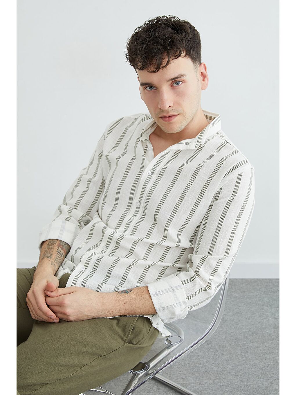 Haki Çizgili Keten Görünümlü Gömlek-1