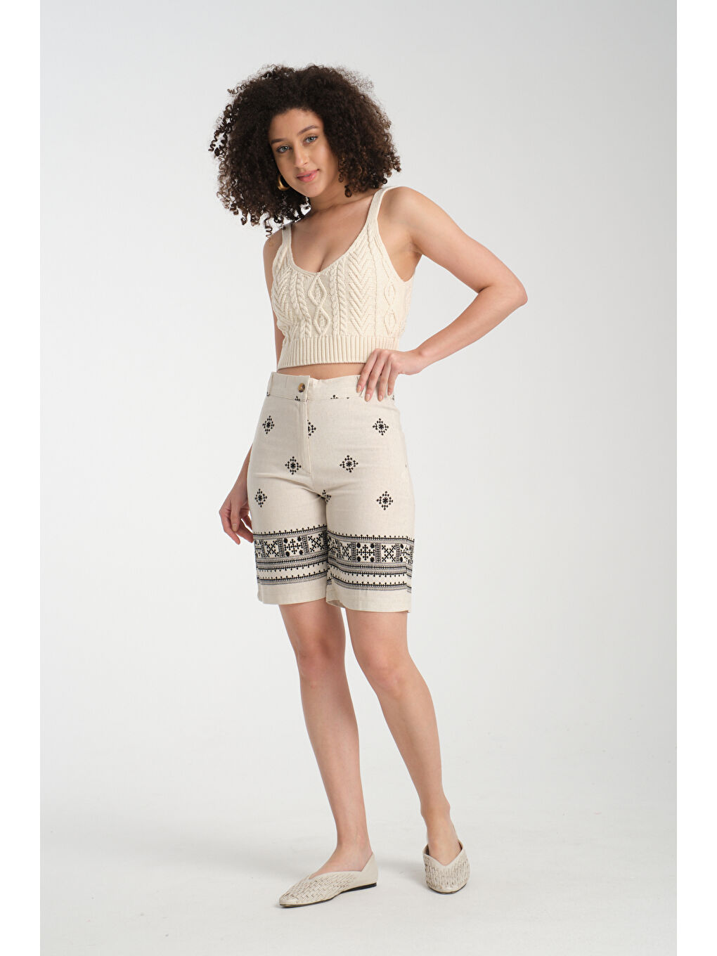 Siyah Kadın Keten Şort 8228-4