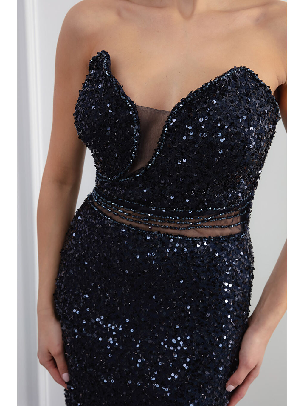 Kadın Lacivert Straplez Pul Payet Uzun Abiye Elbise-3