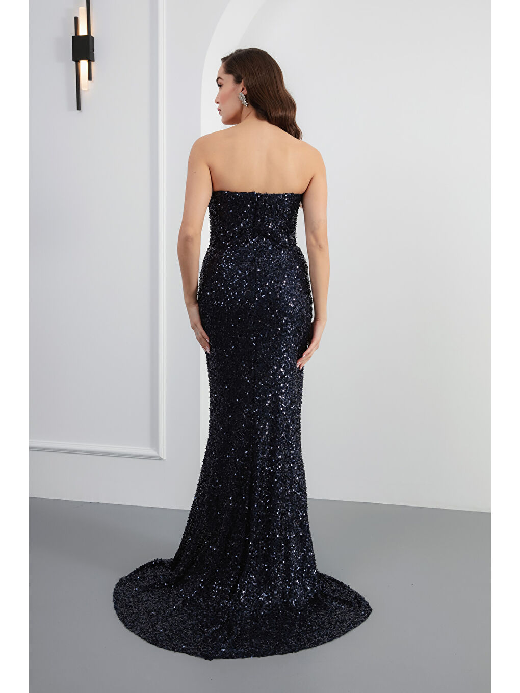 Kadın Lacivert Straplez Pul Payet Uzun Abiye Elbise-4