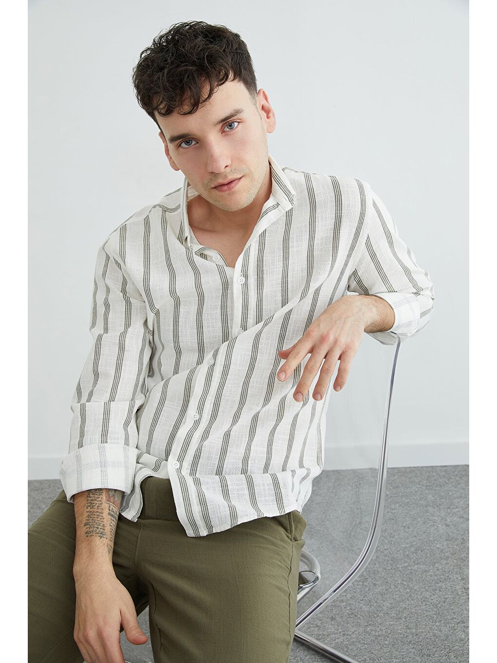 Haki Çizgili Keten Görünümlü Gömlek-2