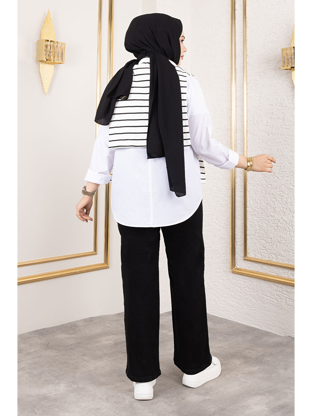 Bol Paça Beli Lastikli Jean Pantolon TSD250106 Siyah-4