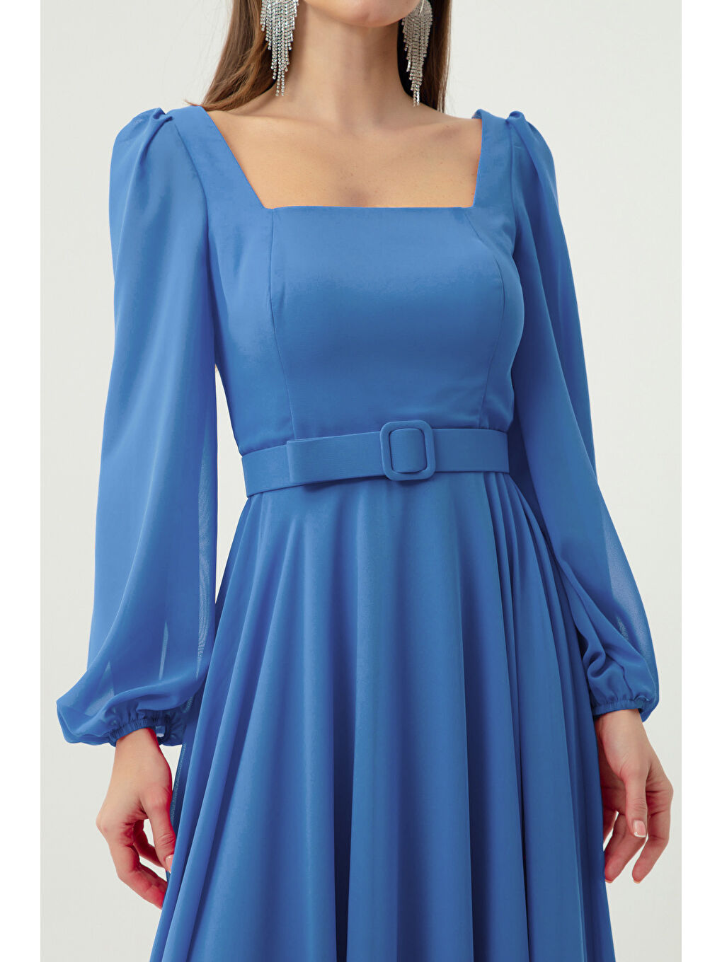 Kadın Mavi Kare Yaka Kemerli Midi Şifon Abiye Elbise-3