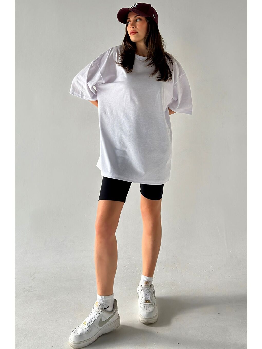 Kadın Düz Renk Beyaz Oversize T Shirt-3