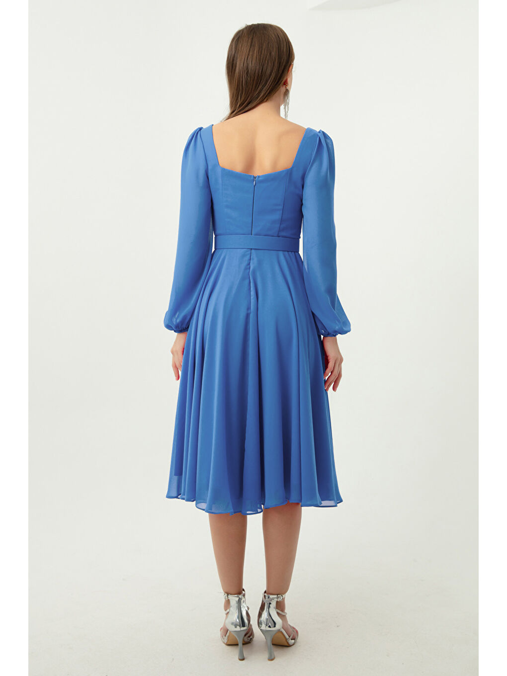 Kadın Mavi Kare Yaka Kemerli Midi Şifon Abiye Elbise-4