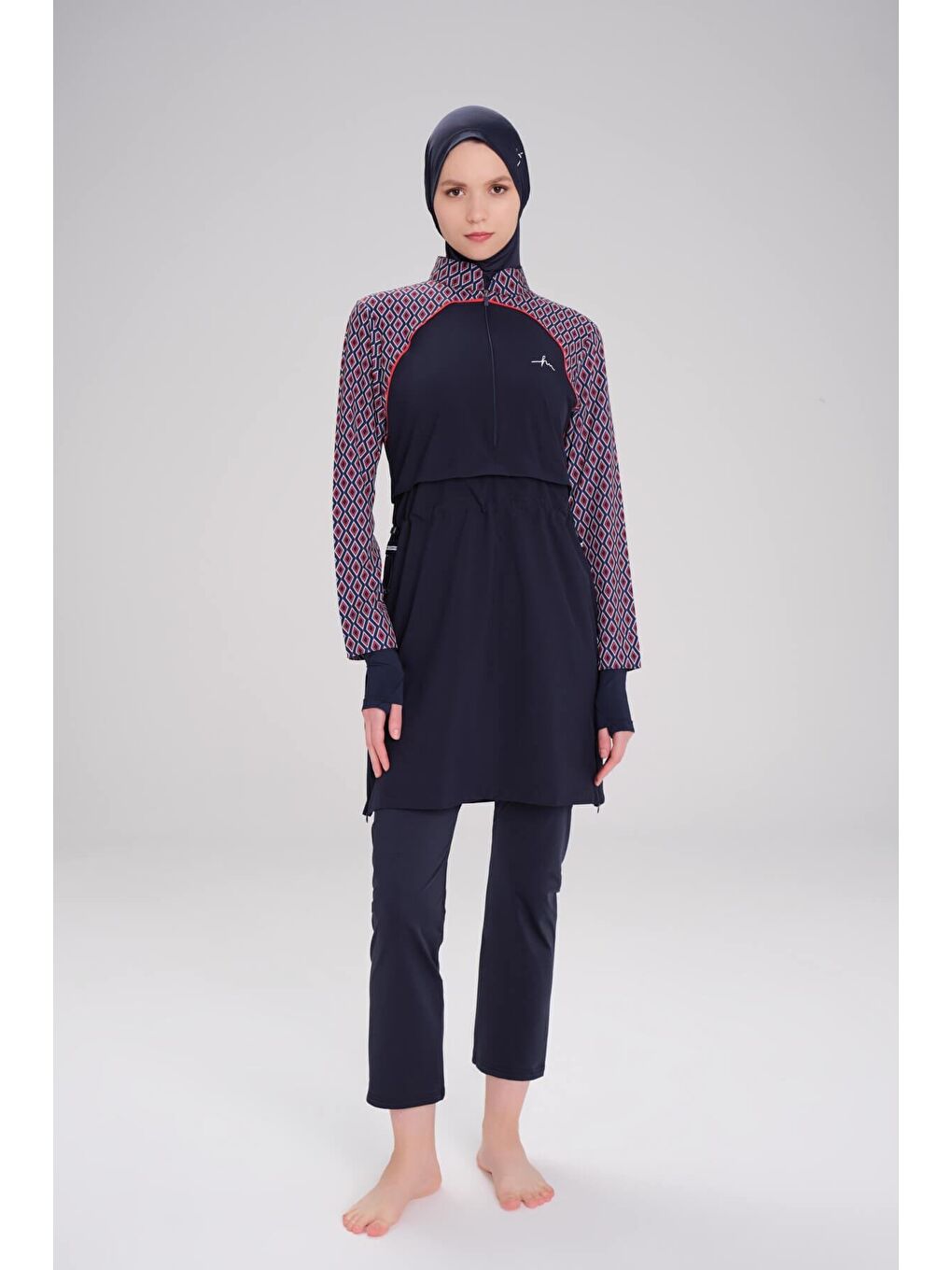 Esila Lacivert Kırmızı Kolu Desenli Jileli Tam Tesettür Mayo Üstü 2934-2