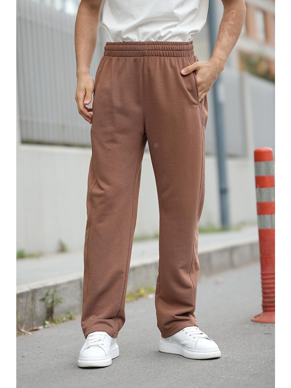 Kahverengi Rahat Kesim Erkek Eşofman Altı E6560-1