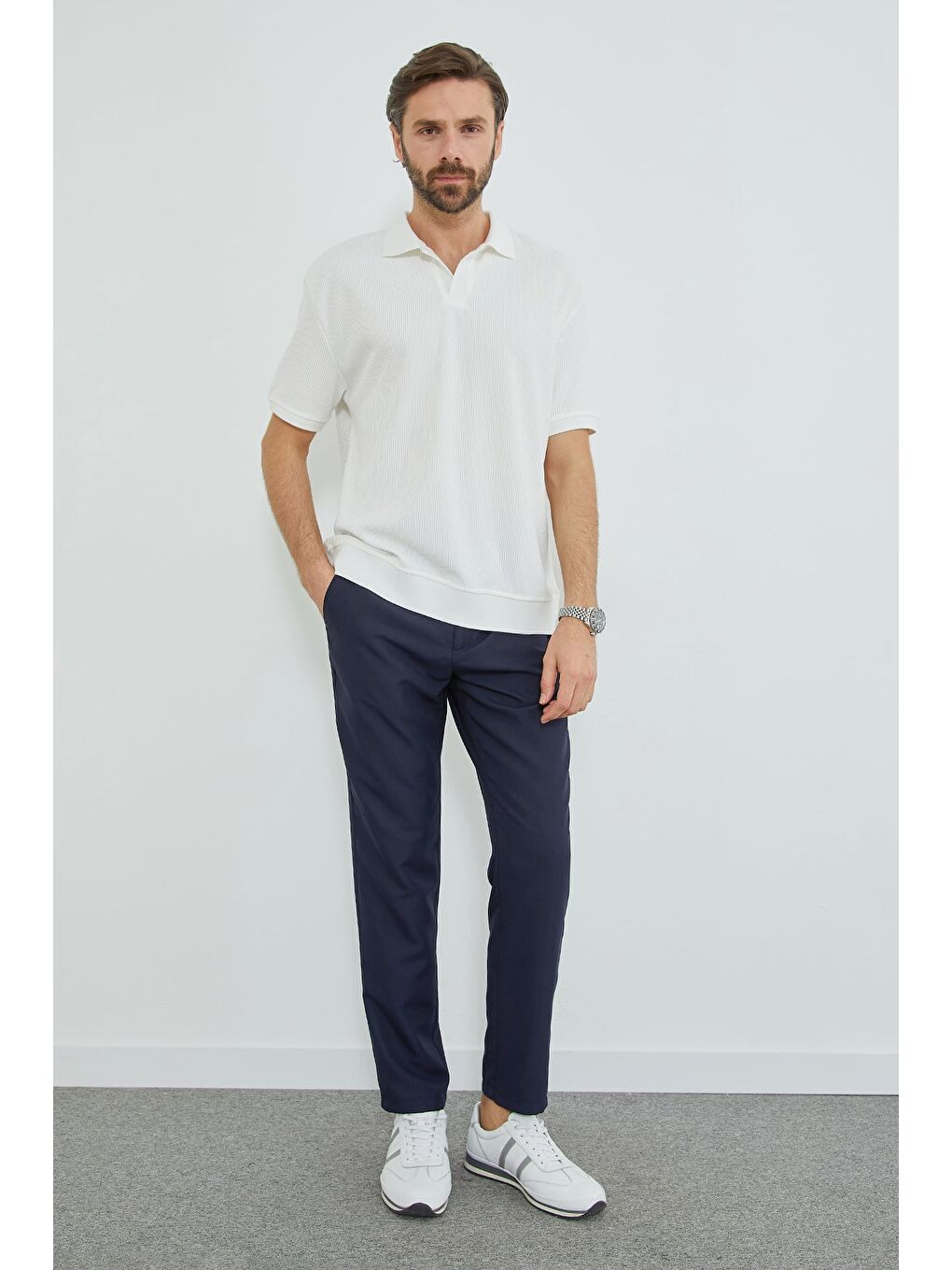 Ekru Fitilli Apaş Yaka Garnili Tişört-2