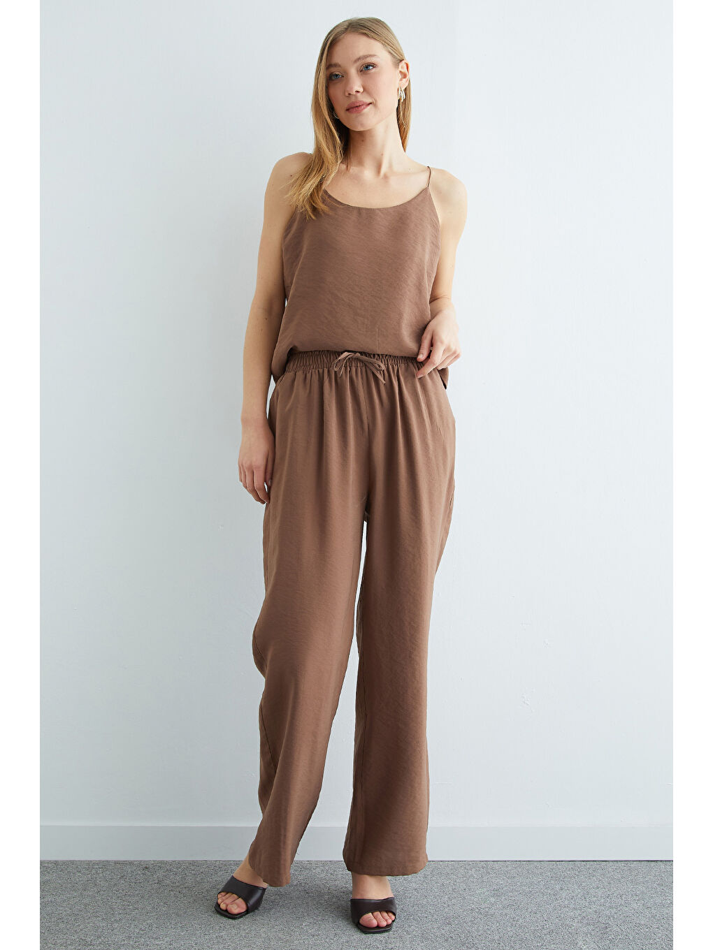 Kahverengi Basic İp Askılı Beli Lastikli 2 Li Takım-3