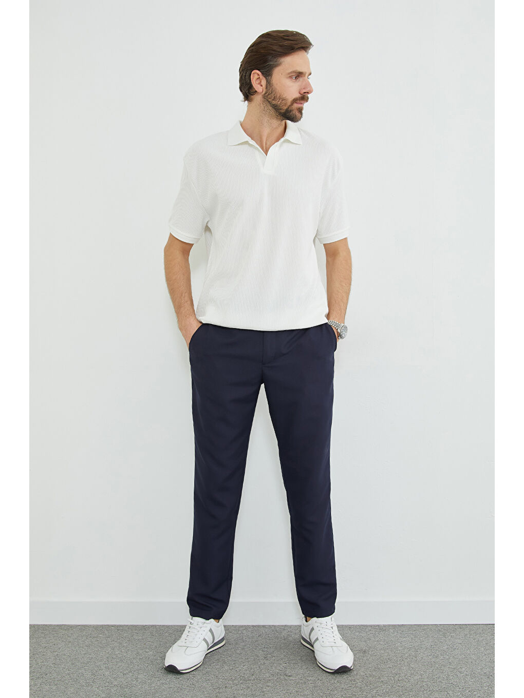 Ekru Fitilli Apaş Yaka Garnili Tişört-3