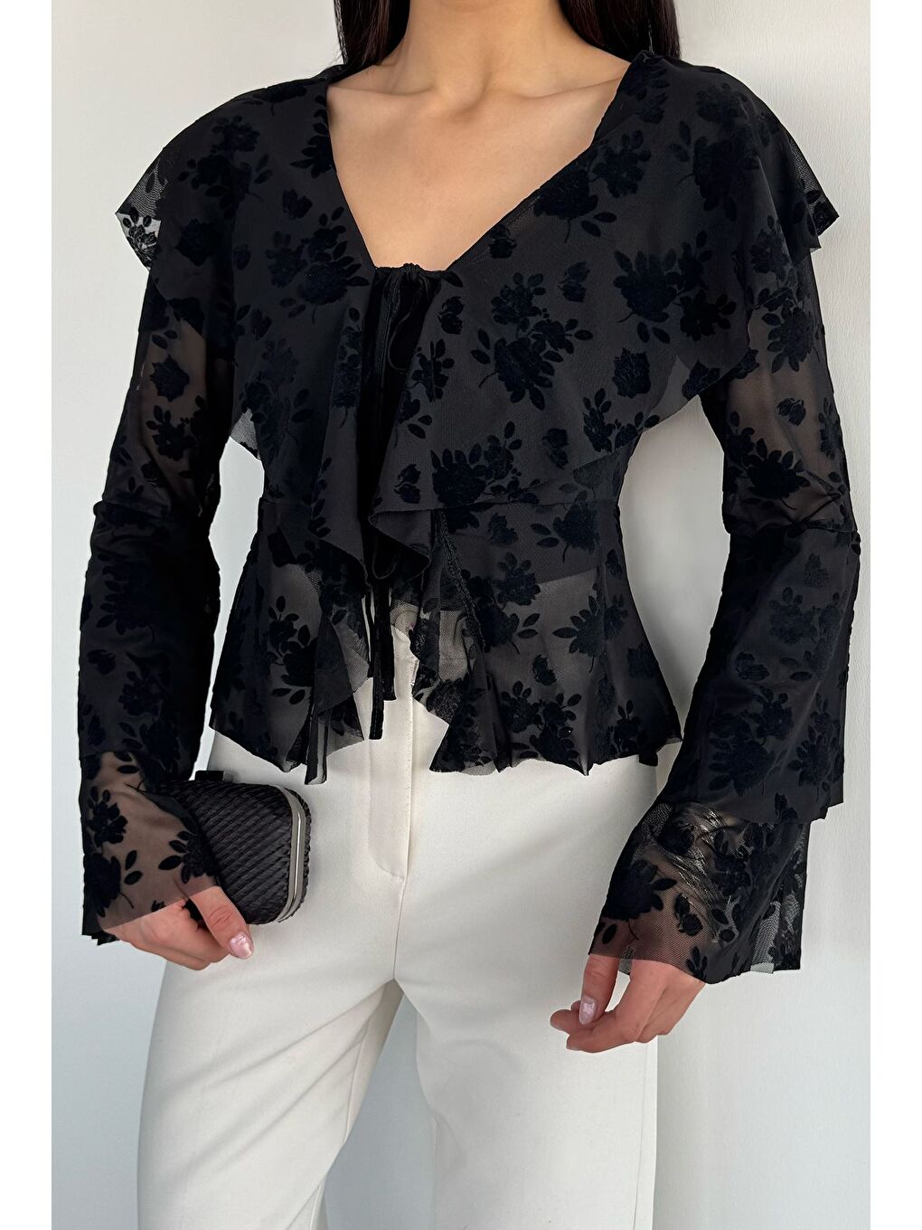 Siyah Kadın Atlet Kombinli Ön Bağlamalı Güpürlü Bluz