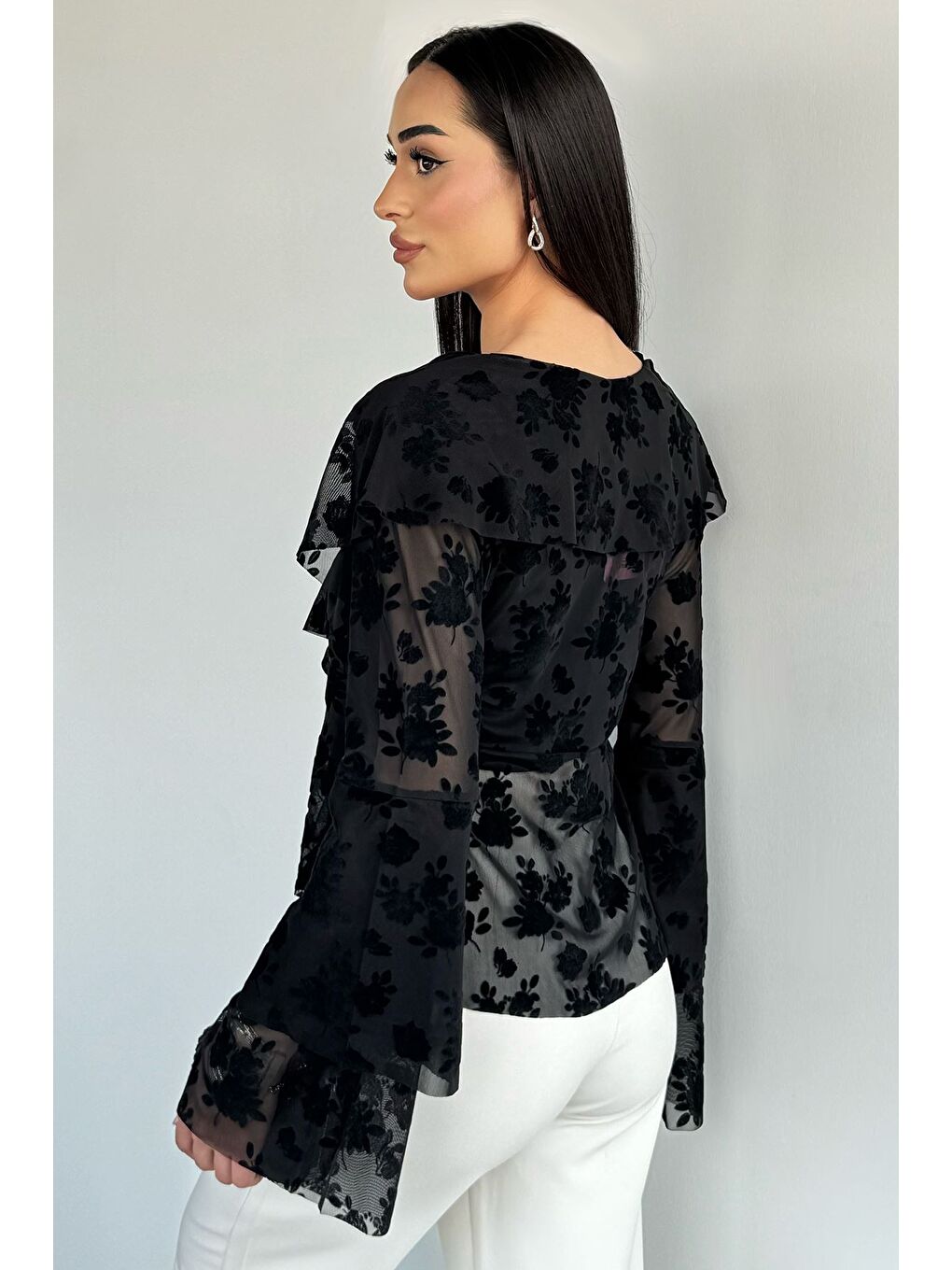 Siyah Kadın Atlet Kombinli Ön Bağlamalı Güpürlü Bluz-3