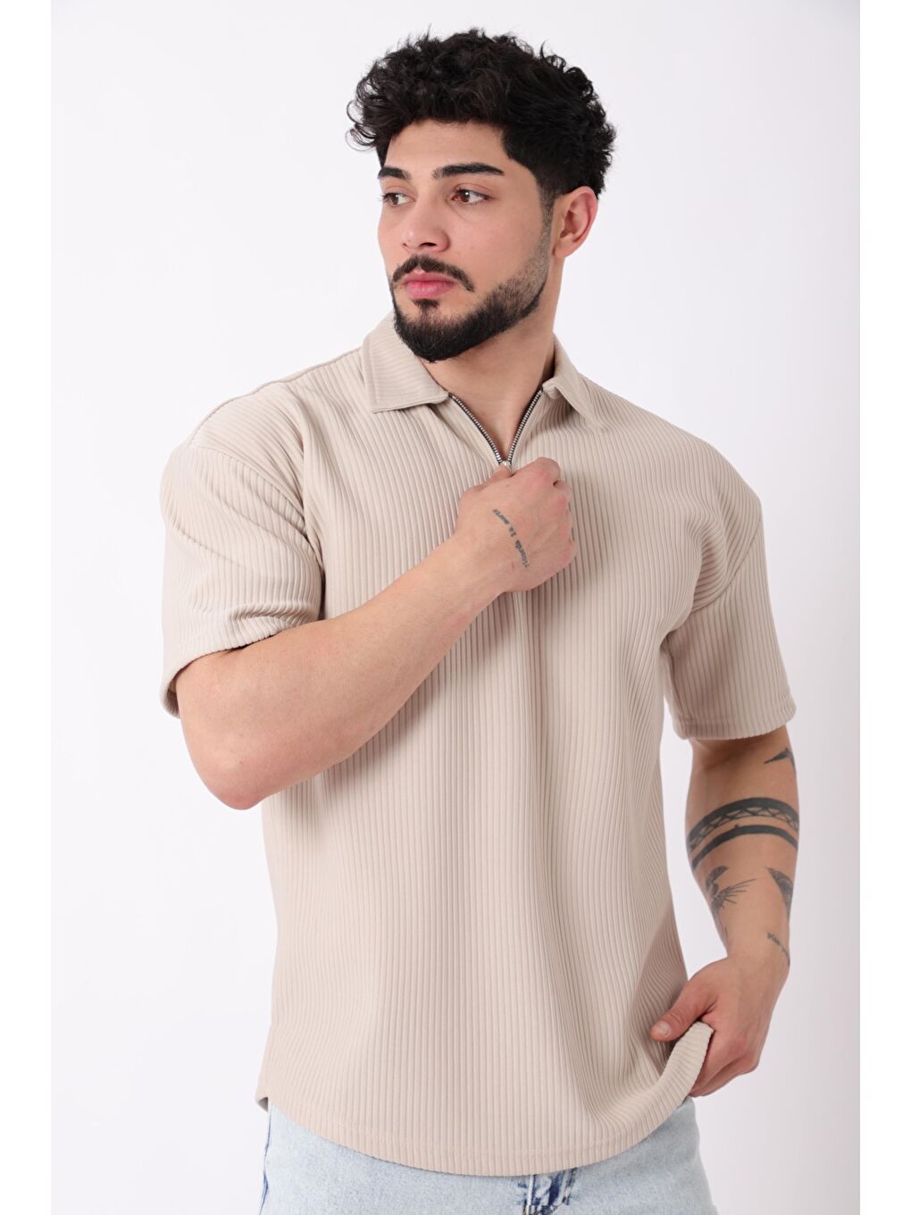 Bej Çizgili Yakalı Yarım Fermuar Oversize Tişört STU-2473_30464