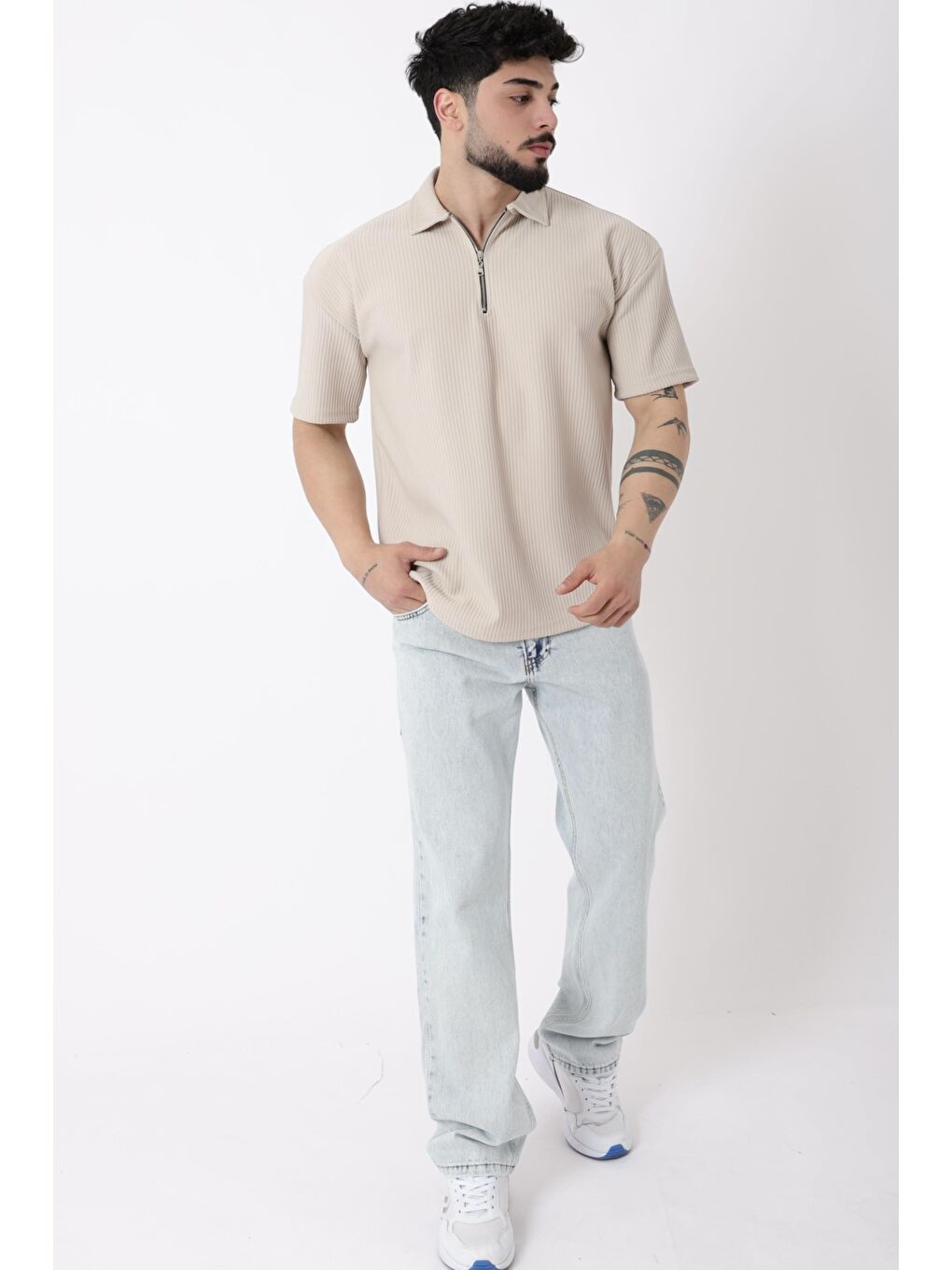 Bej Çizgili Yakalı Yarım Fermuar Oversize Tişört STU-2473_30464-4