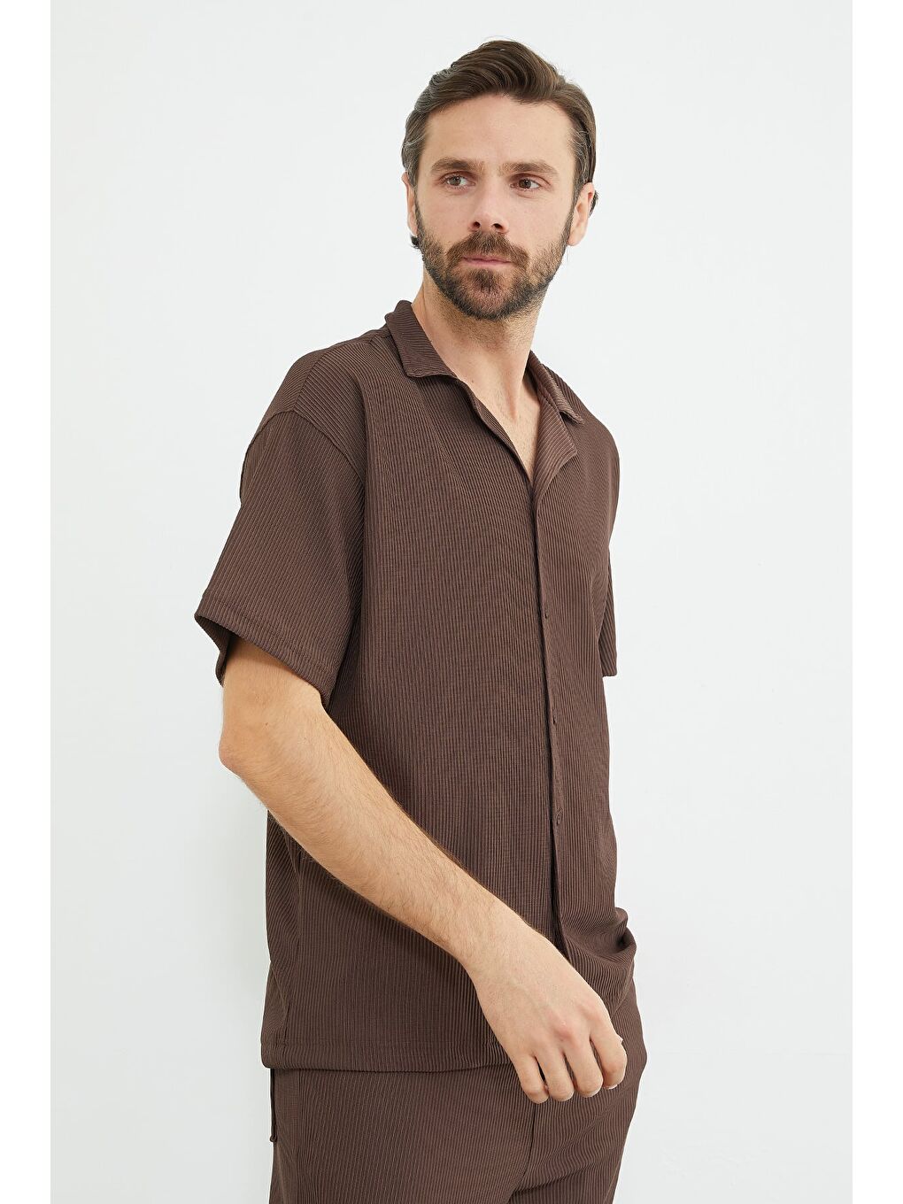 Kahverengi Fitilli Kısa Kollu Gömlek-1
