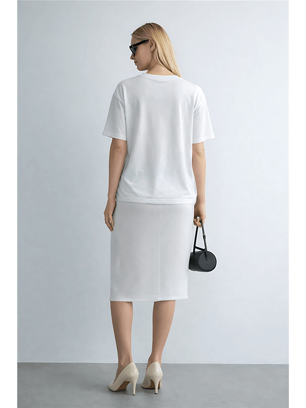 Ekru Baskılı Bisiklet Yaka Kısa Kollu Kadın Bluz 26Y0229K1-3