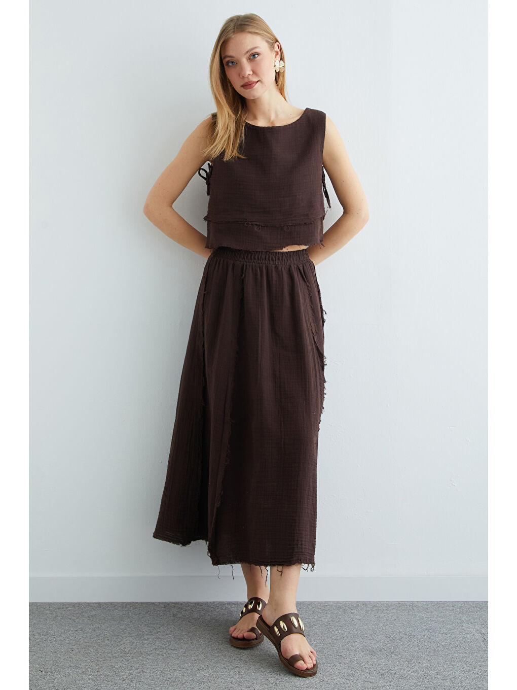 Kahverengi Beli Lastikli Püsküllü Etekli Müslin 2 Li Takım-2