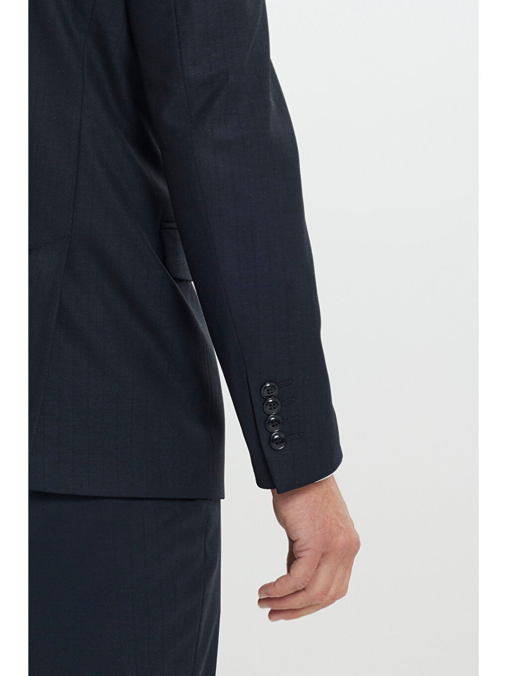 Erkek Koyu Lacivert Slim Fit Dar Kesim Kırlangıç Yaka Kapak Cepli Yün Takım Elbise-6