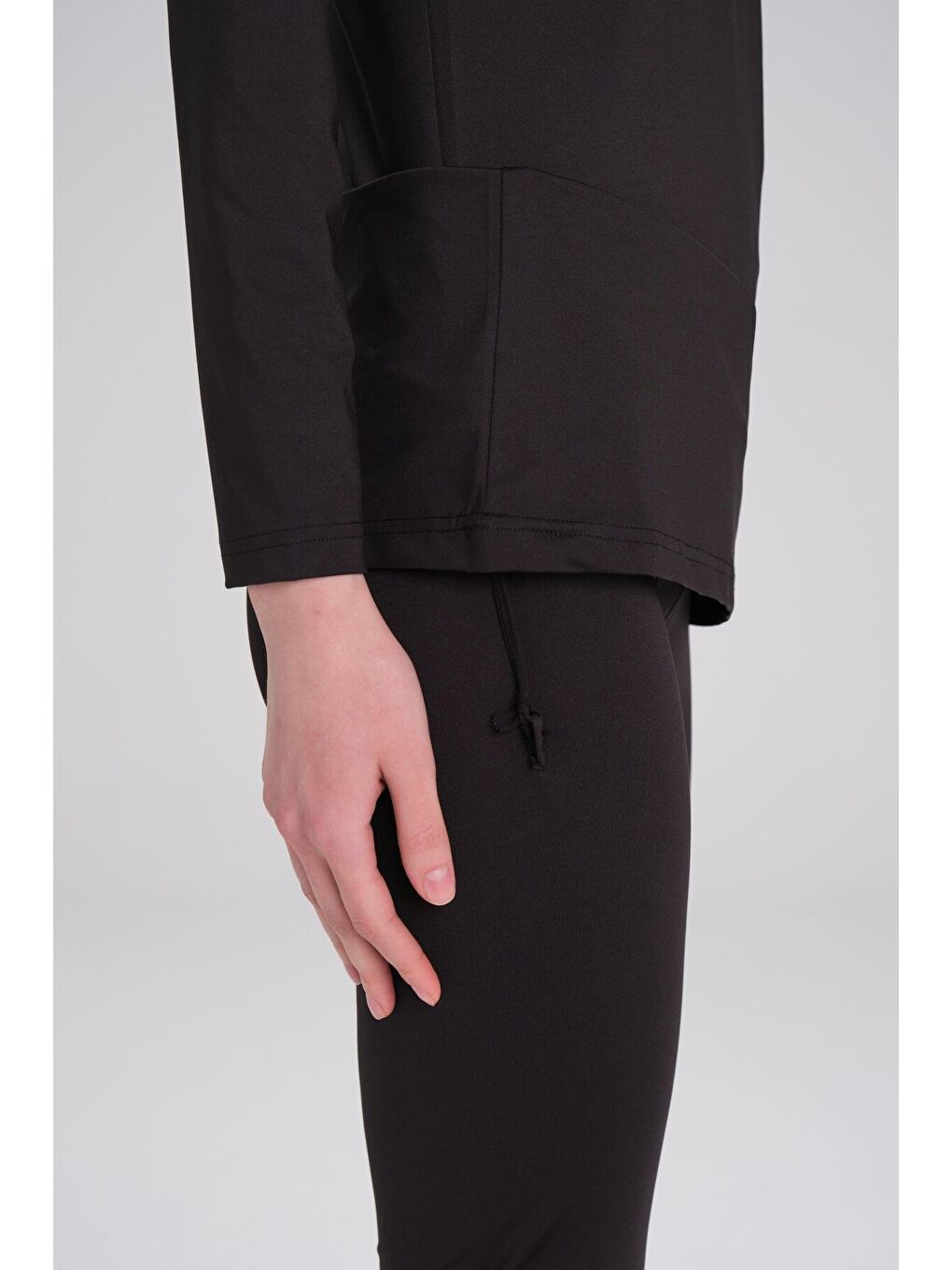 Kolu Desenli Siyah Elastanlı Mavi 5 Parça Tam Tesettür Mayo Takımı 3092-4