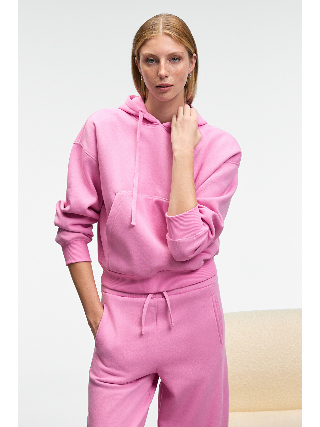 Selene Kadın Kapüşonlu Kangru Cepli Regular Fit Pembe Sweatshirt