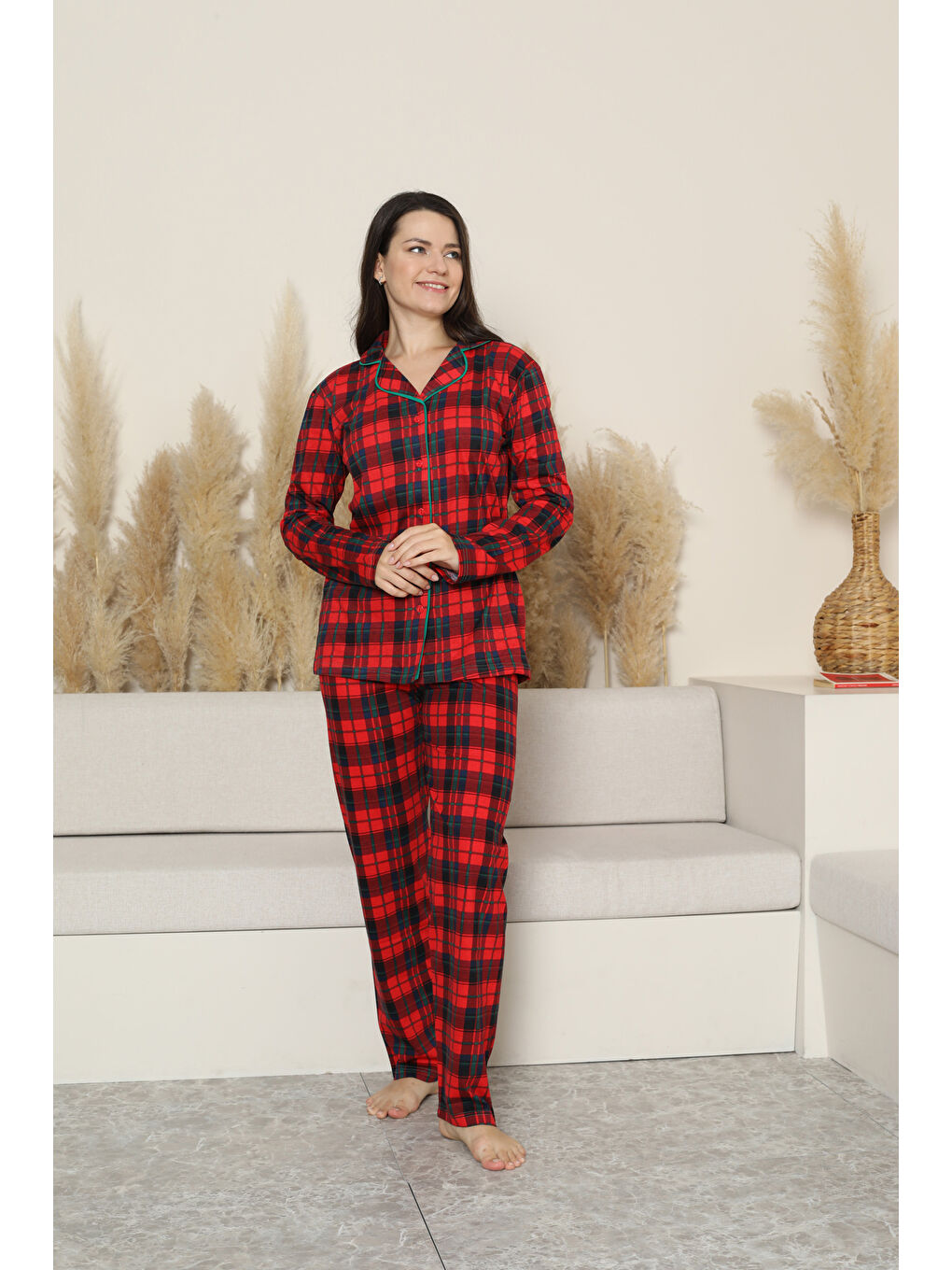 Bordo Kadın Pijama Takımı-Ekose Desenli - Pat Yakalı-Düğmeli 12283-1