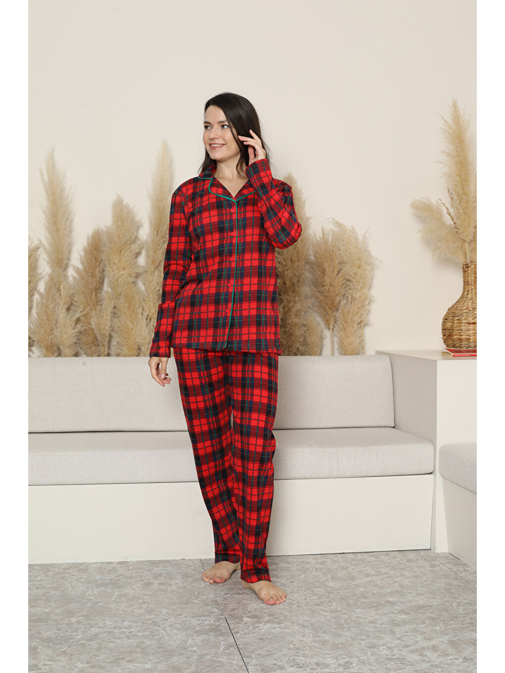 Bordo Kadın Pijama Takımı-Ekose Desenli - Pat Yakalı-Düğmeli 12283-2