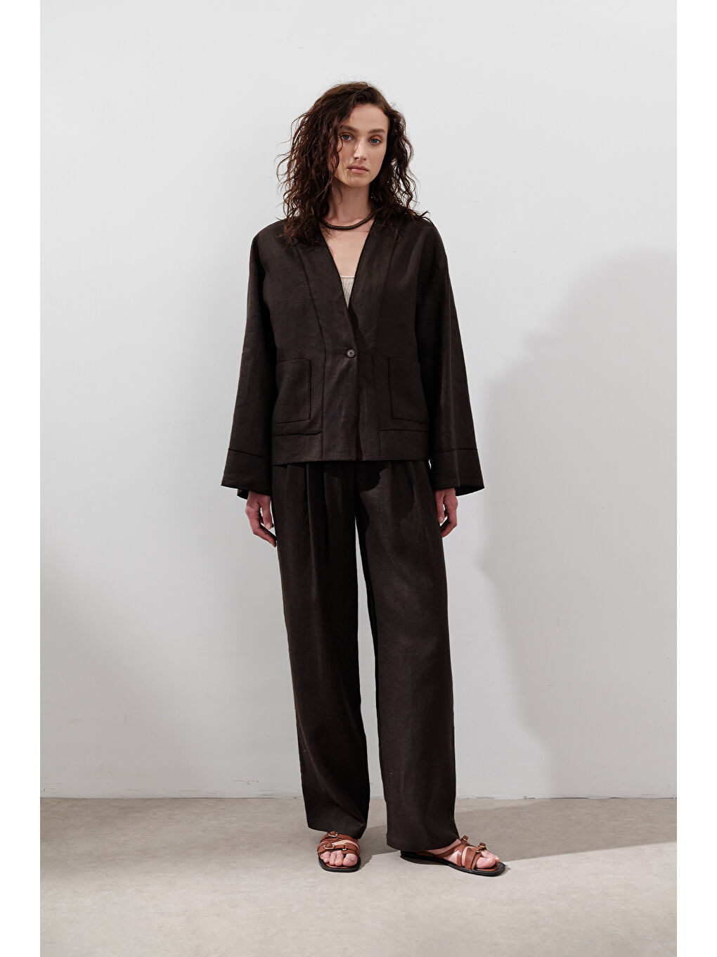 Kahverengi Keten Tek Düğmeli Bluz Acı Kahve-1