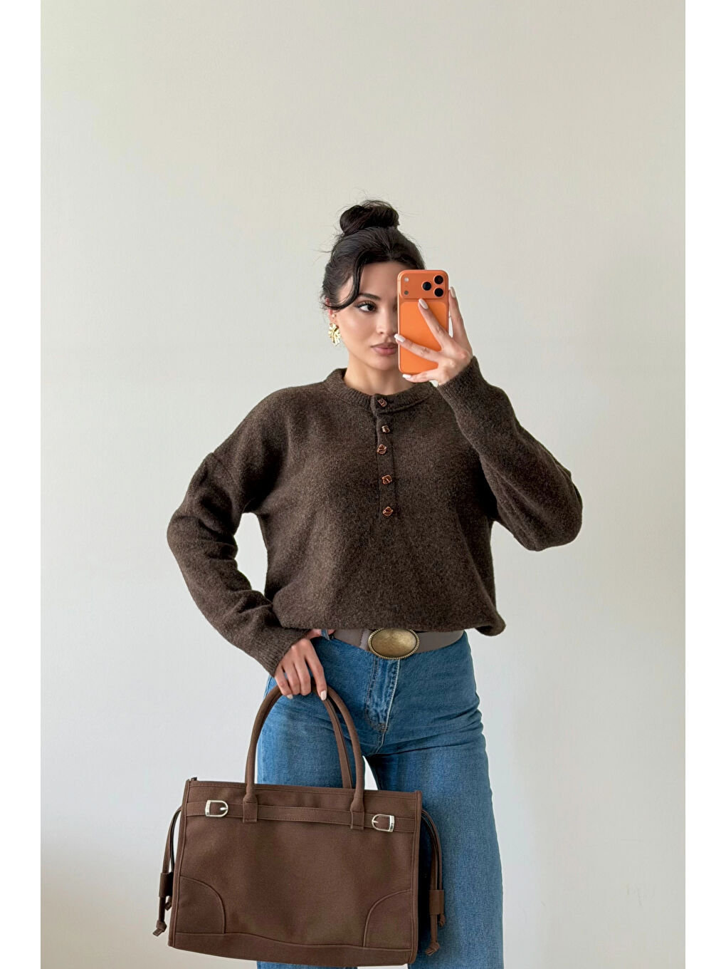 Kahverengi Kadın Kahve Düğmeli Açık Yaka Kazak 1014-2464-4