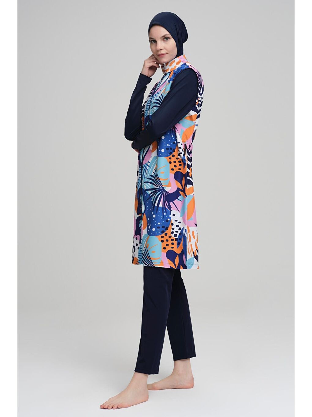 Renkli Desenli Lacivert Jileli 3 Parça Tam Tesettür Mayo Takımı 2219-2