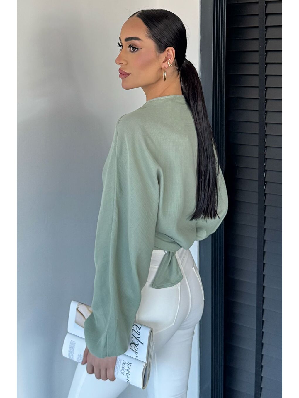 Yeşil Kadın Yarasa Kol Ön Bağlamalı Bluz-3