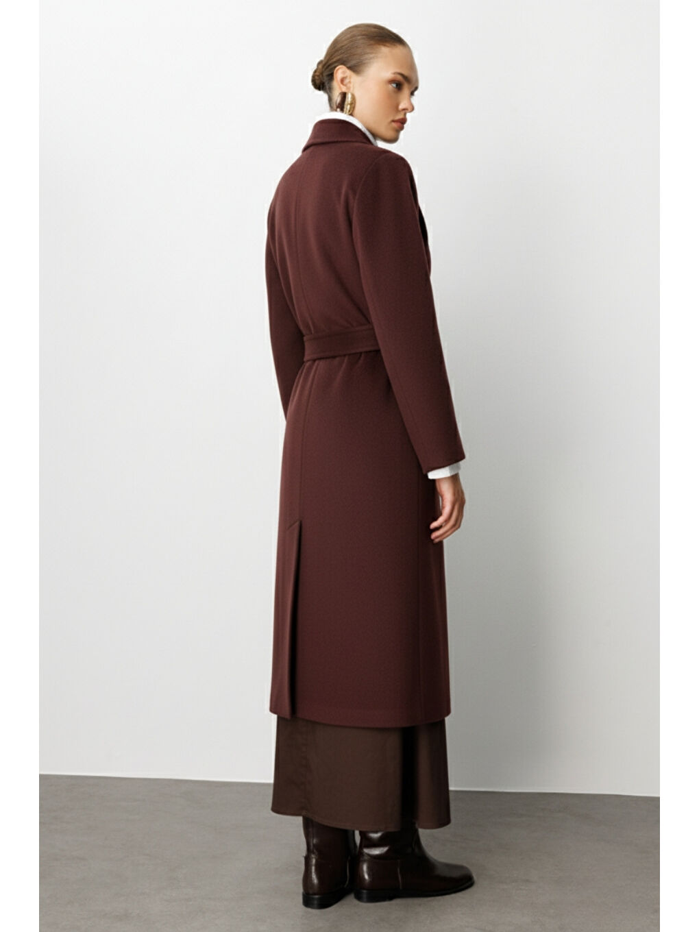 Yünlü Kaşe Dokulu Mürdüm Rengi Uzun Trençkot Kaban-2