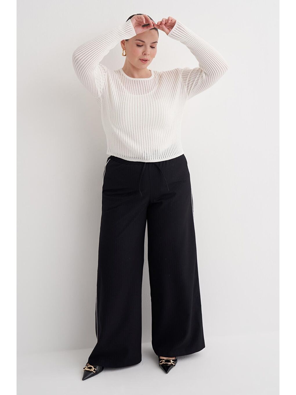 Beyaz Transparan İnce Triko Bluz-3