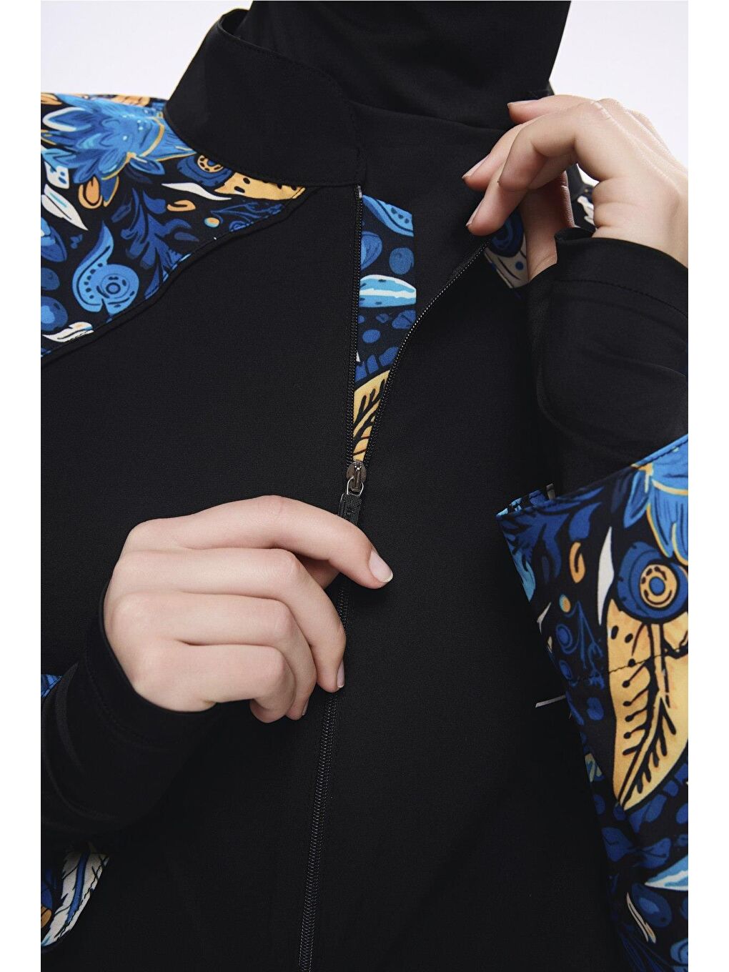 Kolları Floral Desenli Siyah 5 Parça Tam Tesettür Mayo Takımı 5015-4