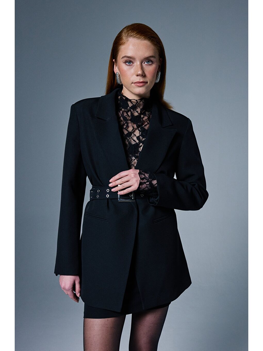 Kemer Detaylı Ceket - Siyah-2