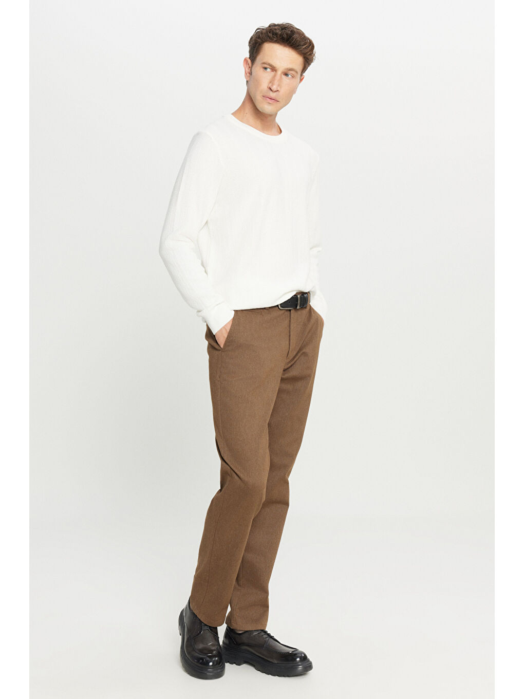 Kahverengi Erkek Açık Kahve Pamuklu Regular Fit Normal Kesim Diagonal Desenli Yan Cepli Esnek Casual Pantolon-2