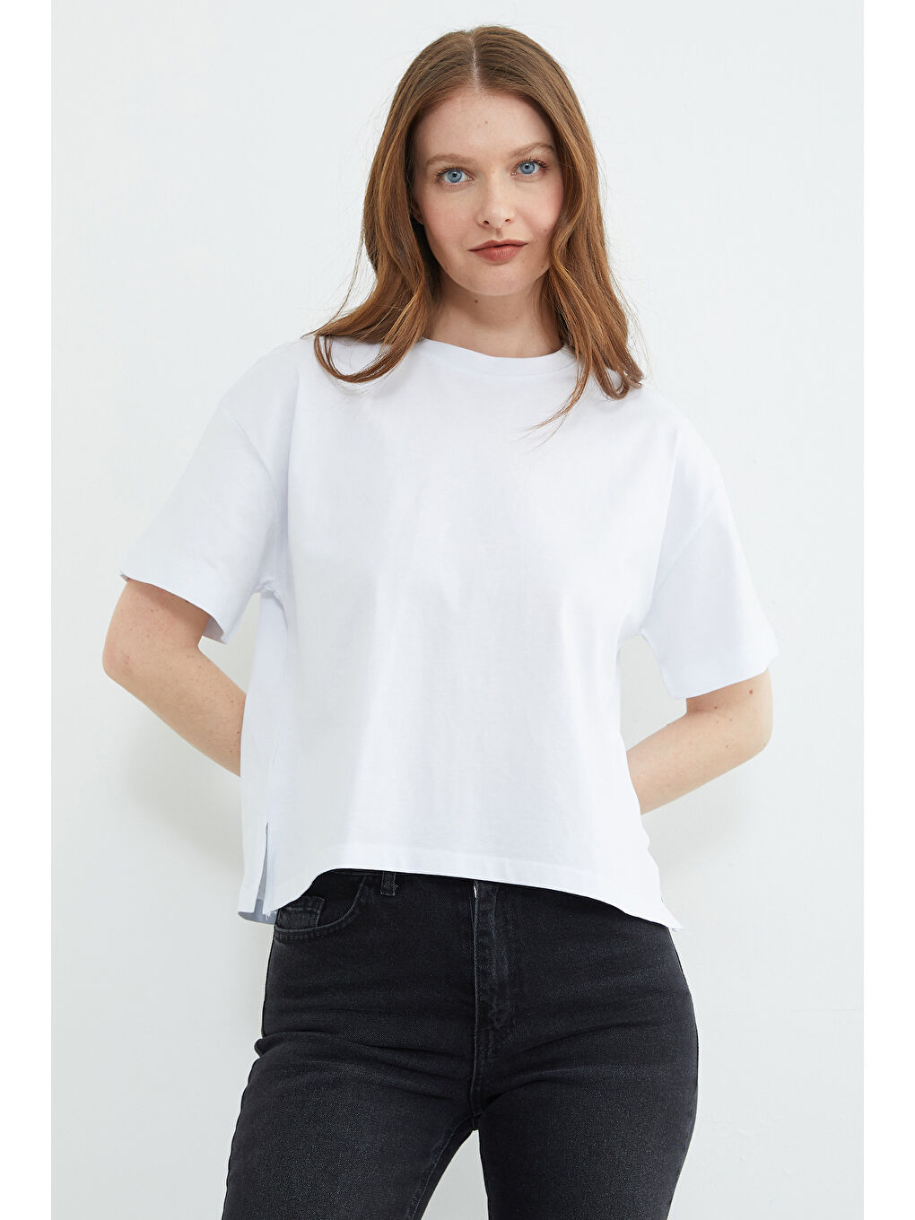 Beyaz Basic Bisiklet Yaka Crop Tişört-4