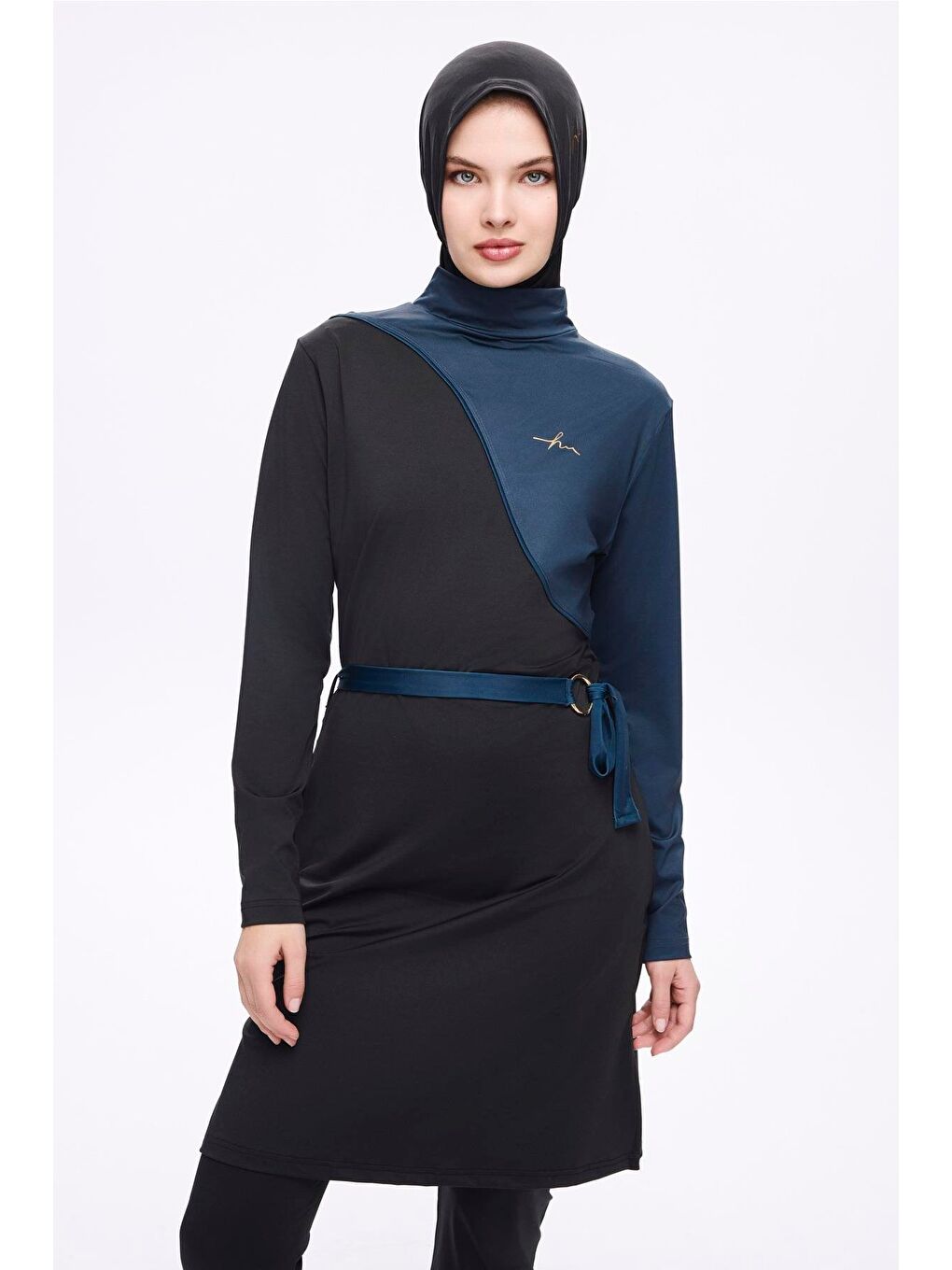 Kuşak Detaylı Siyah Lacivert Elastanlı 5 Parça Tam Tesettür Mayo Takımı 5007-1