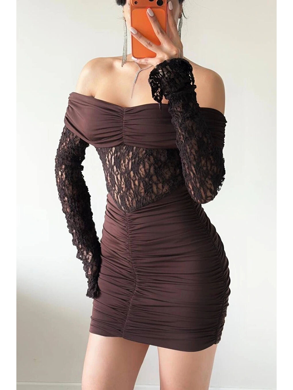 Kahverengi Kadın Kahve Dantelli Bel ve Göğüs Büzgülü Elbise 1041-2728-1