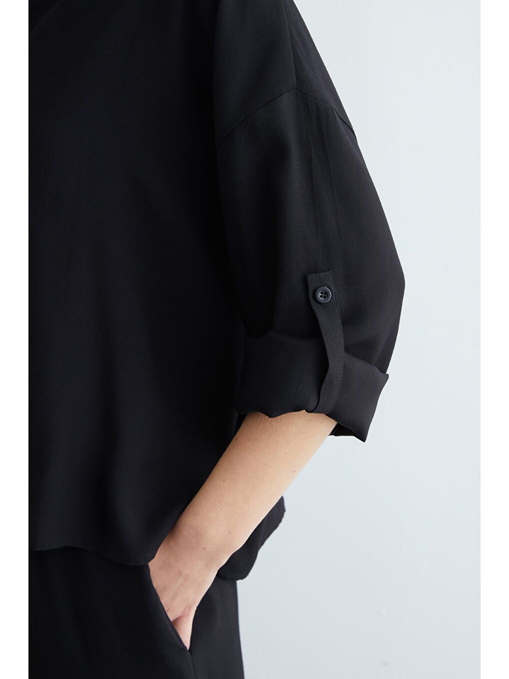 Siyah Düğmeli Beli Lastikli Kapri Kol 2 Li Takım-2