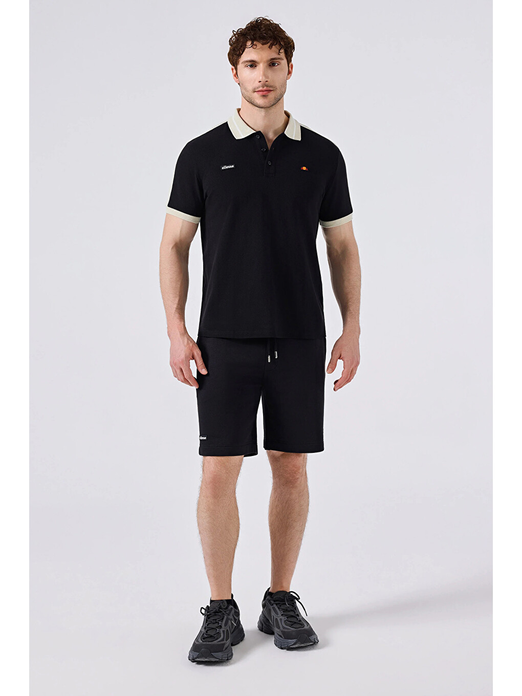 Siyah Pamuklu Regular Fit Normal Bel Short 6SM4007-BK-1