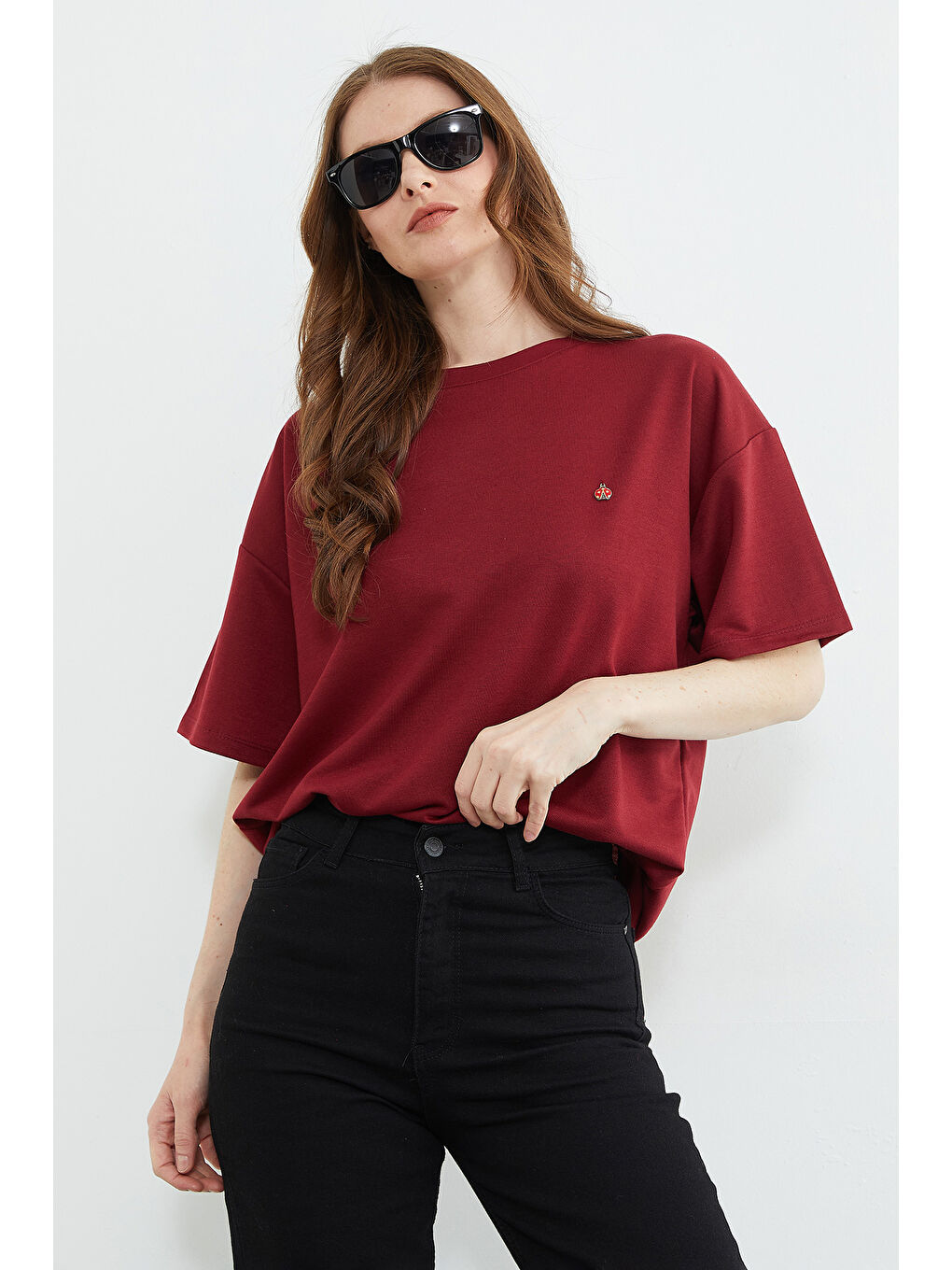 Bordo Metal Aksesuarlı Bisiklet Yaka Oversize Tişört-4