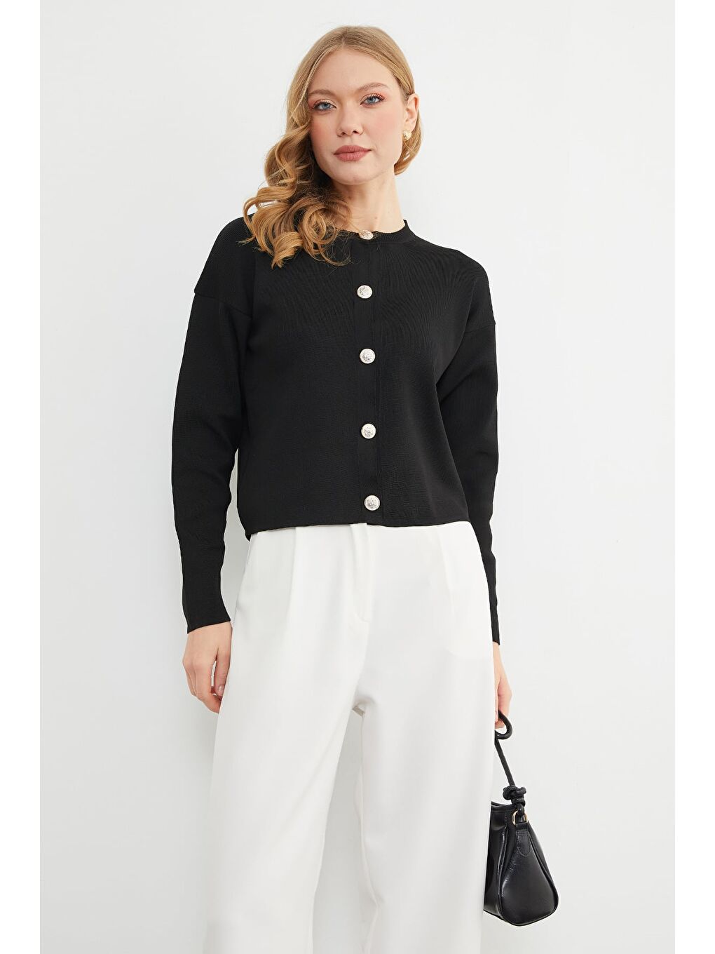 Siyah Basic Düğmeli Bisiklet Yaka Triko Hırka-1