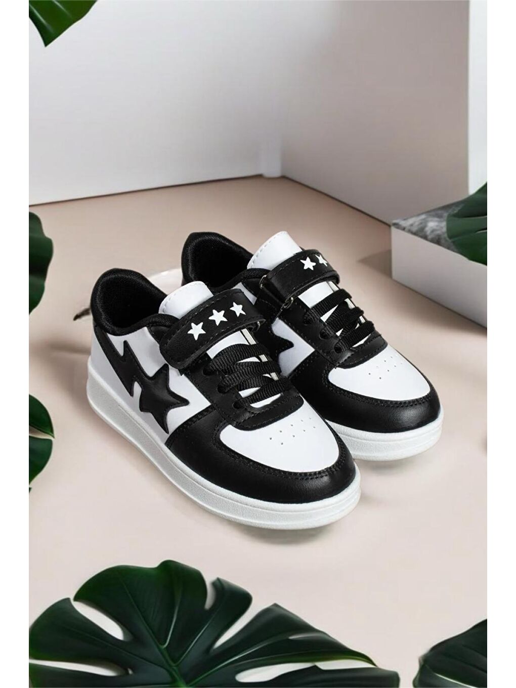 Siyah Stars Cırtlı Bağcıklı Erkek Kız Çocuk Spor Ayakkabı