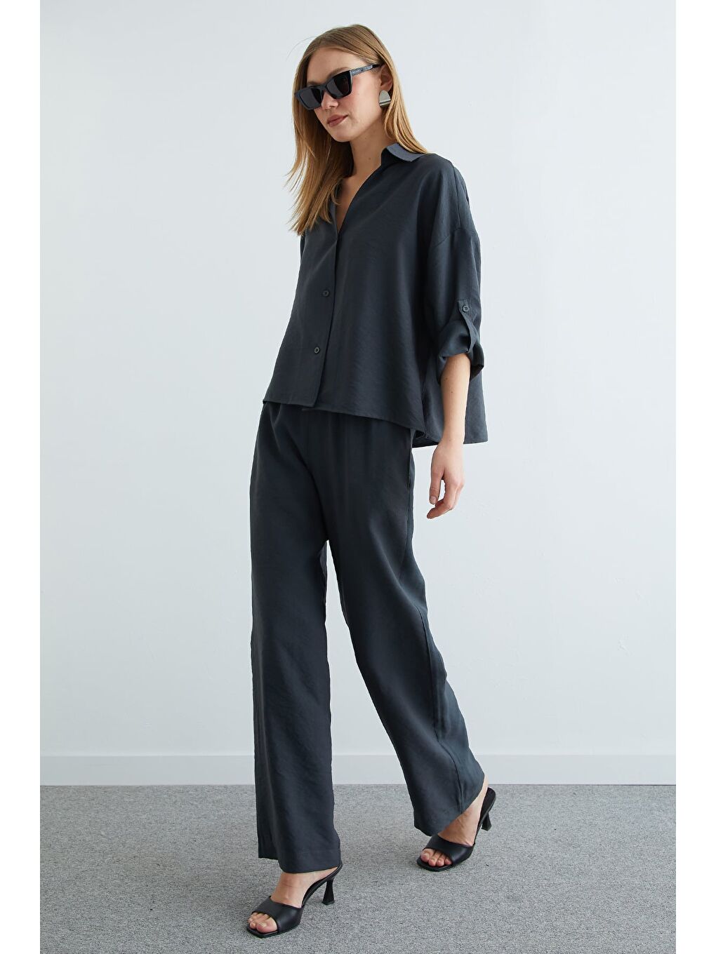 Antrasit Düğmeli Beli Lastikli Kapri Kol 2 Li Takım-3