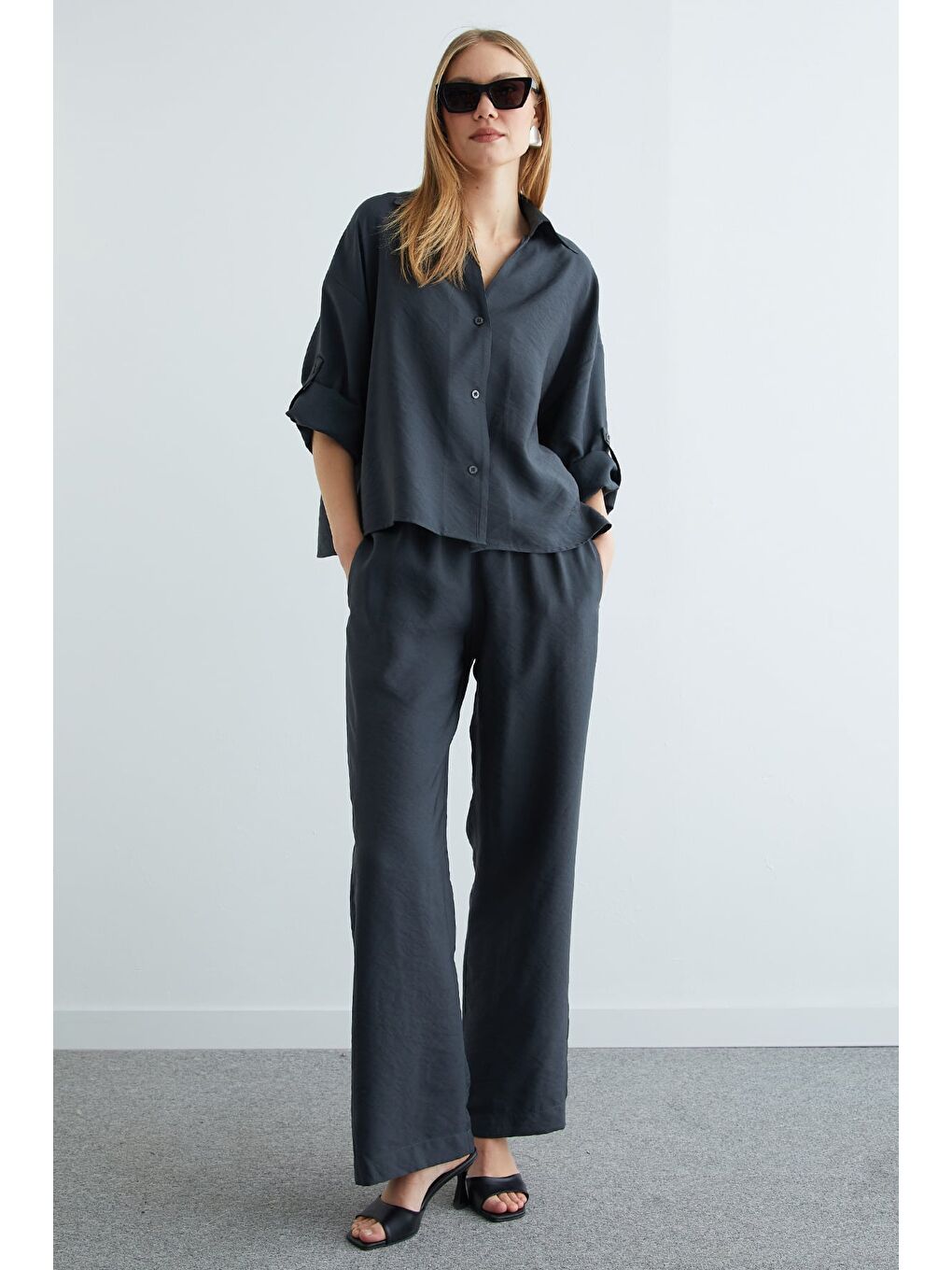 Antrasit Düğmeli Beli Lastikli Kapri Kol 2 Li Takım-4