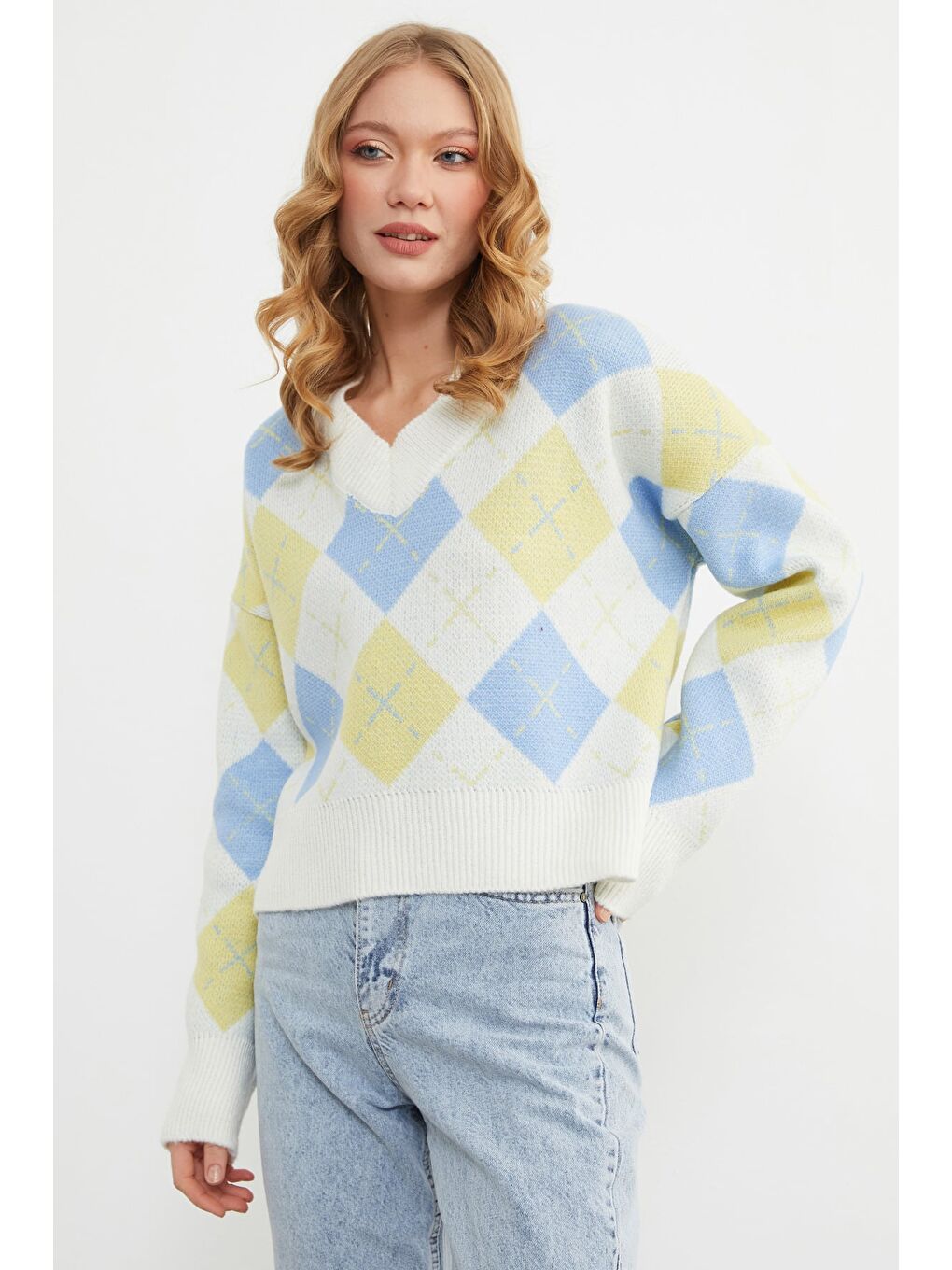 Ekru Baklava Desenli V Yaka Triko Kazak-2