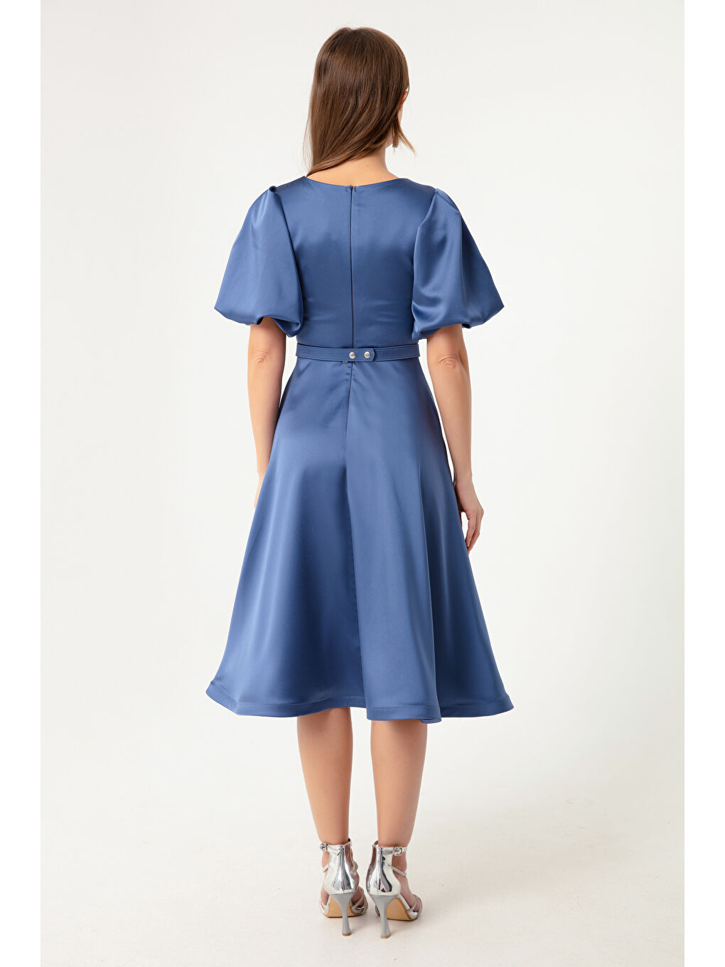 Kadın İndigo Balon Kollu Taşlı Kemerli Mini Saten Abiye Elbise-4
