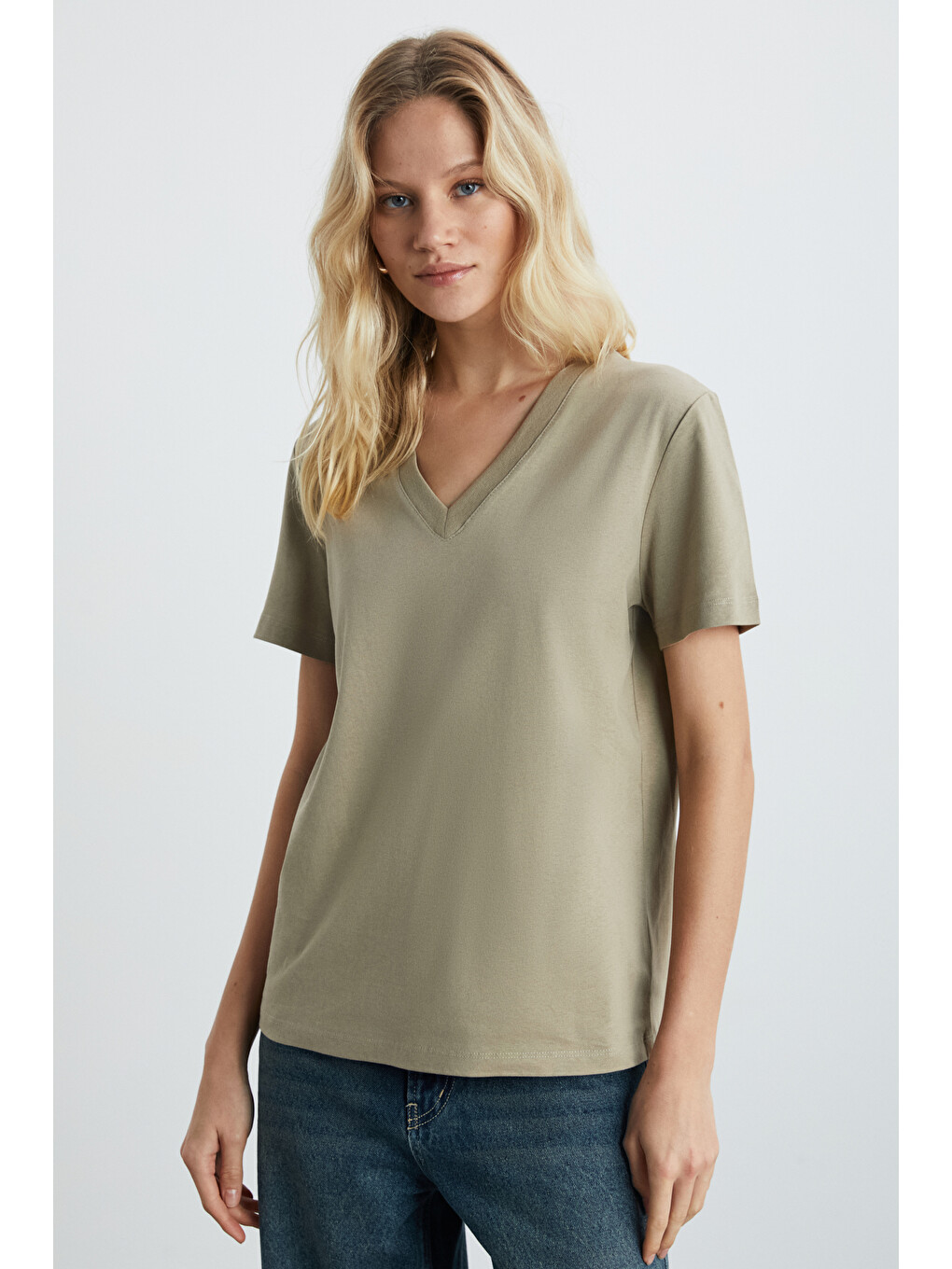Bej ALINE Kadın %100 organik Pamuk Derin V Yakalı Comfort Fit BEJ T-Shirt-2